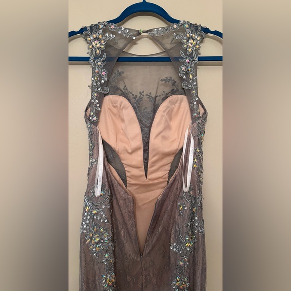 Jovani 98665 prom dress in gunmetal grey. Lace underlay & illusion neckline Sz 6 - Picture 12 of 16